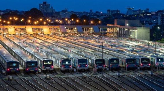 Metroviários de São Paulo decretam estado de greve; entenda o que muda no transporte